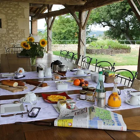 Bed & Breakfast D'hôtes Domaine De Nazère 4*