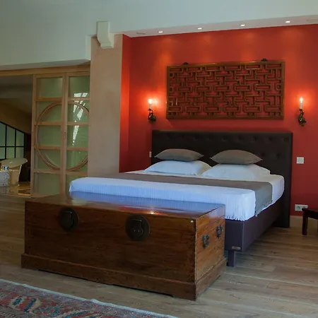 D'hôtes Domaine De Nazère 4*