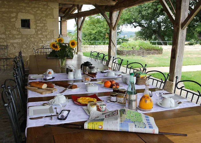 Bed & Breakfast D'hôtes Domaine De Nazère 4*