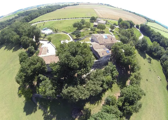 Bed & Breakfast D'hôtes Domaine De Nazère