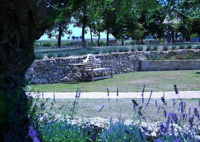 D'hôtes Domaine De Nazère