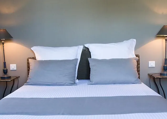 D'hôtes Domaine De Nazère 4*