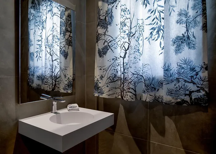 D'hôtes Domaine De Nazère Bed & Breakfast 4*