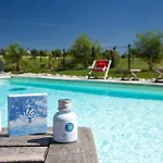 ベッド・アンド・ブレックファスト D'hotes Domaine De Nazere 4*