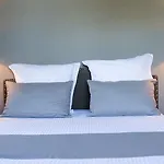 D'hotes Domaine De Nazere 4*