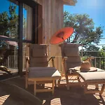 D'hotes Domaine De Nazere ベッド・アンド・ブレックファスト 4*