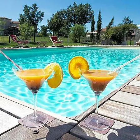 D'hotes Domaine De Nazere Bed & Breakfast