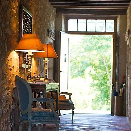 D'hotes Domaine De Nazere ベッド・アンド・ブレックファスト 4*