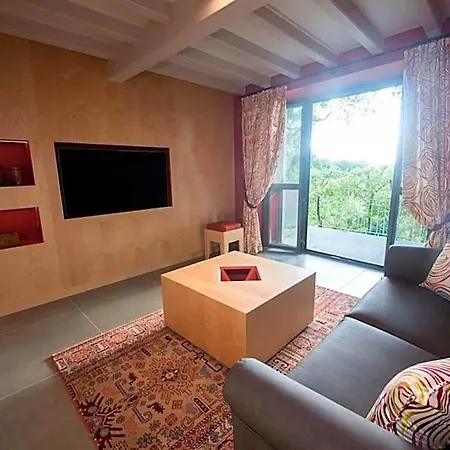 Bed & Breakfast D'hotes Domaine De Nazere Avezan