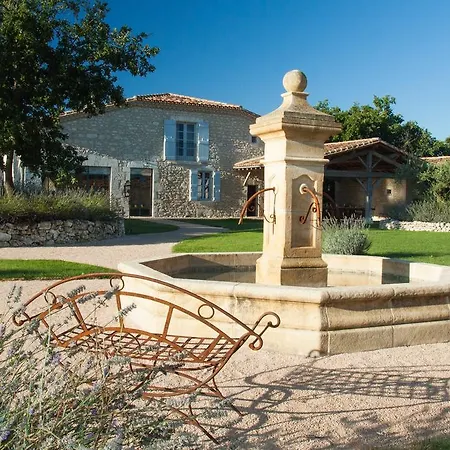 D'hotes Domaine De Nazere Frühstückspension