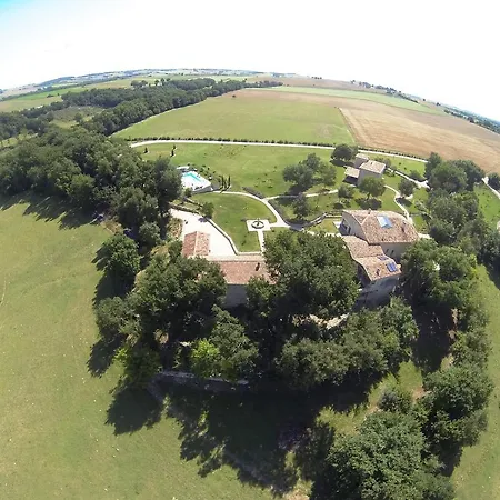 D'hotes Domaine De Nazere Avezan