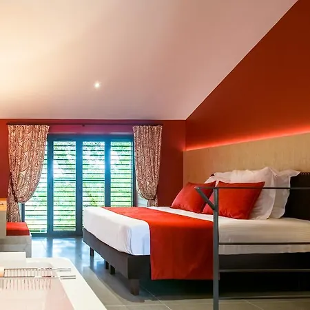 Bed & Breakfast Chambres D'hotes Domaine De Nazere Avezan