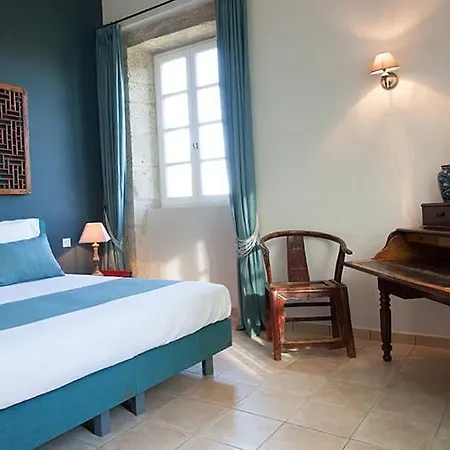 D'hotes Domaine De Nazere Bed & Breakfast 4*